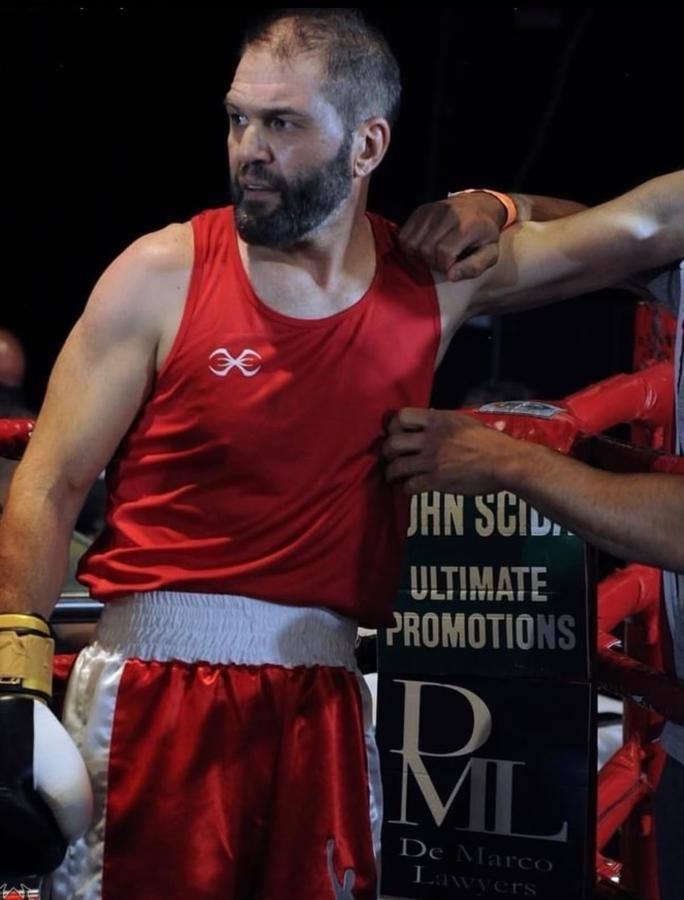 Rogers Gym boxer ringside